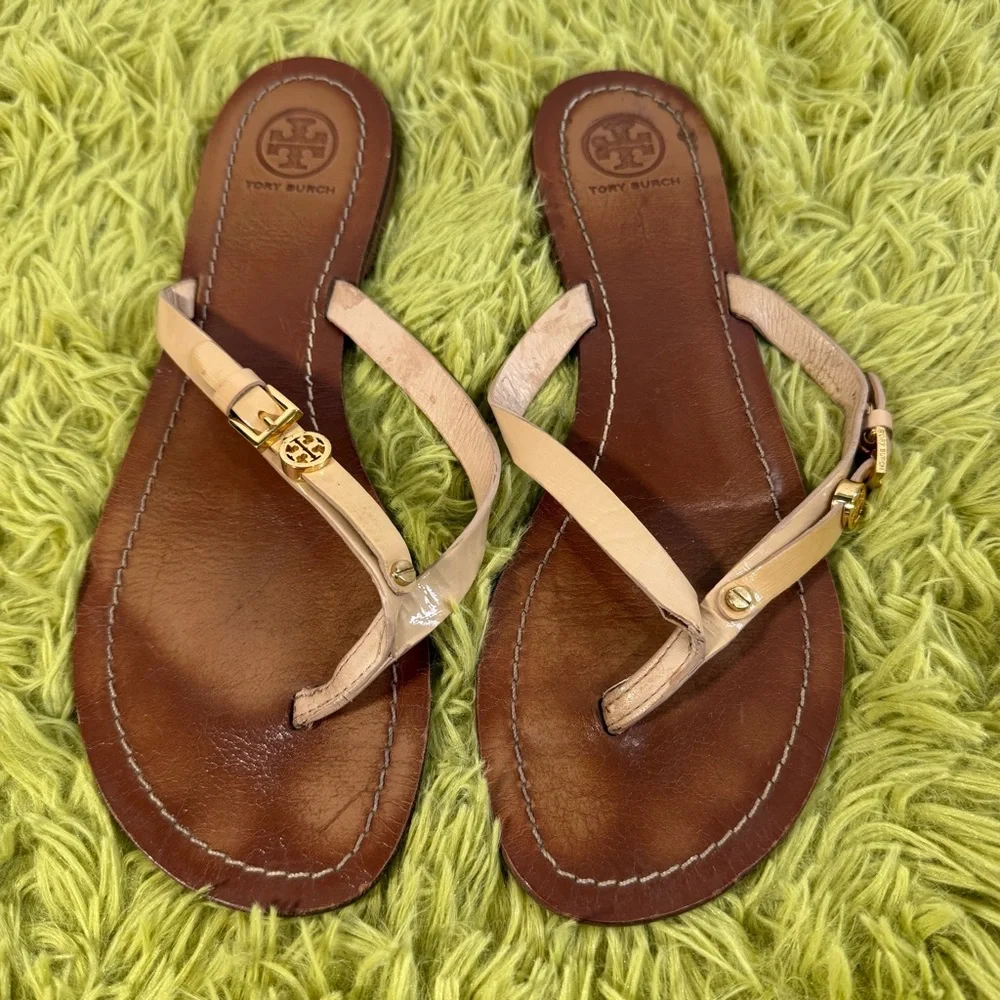 Tory Burch Cream Flip Flops Sandals (9)
